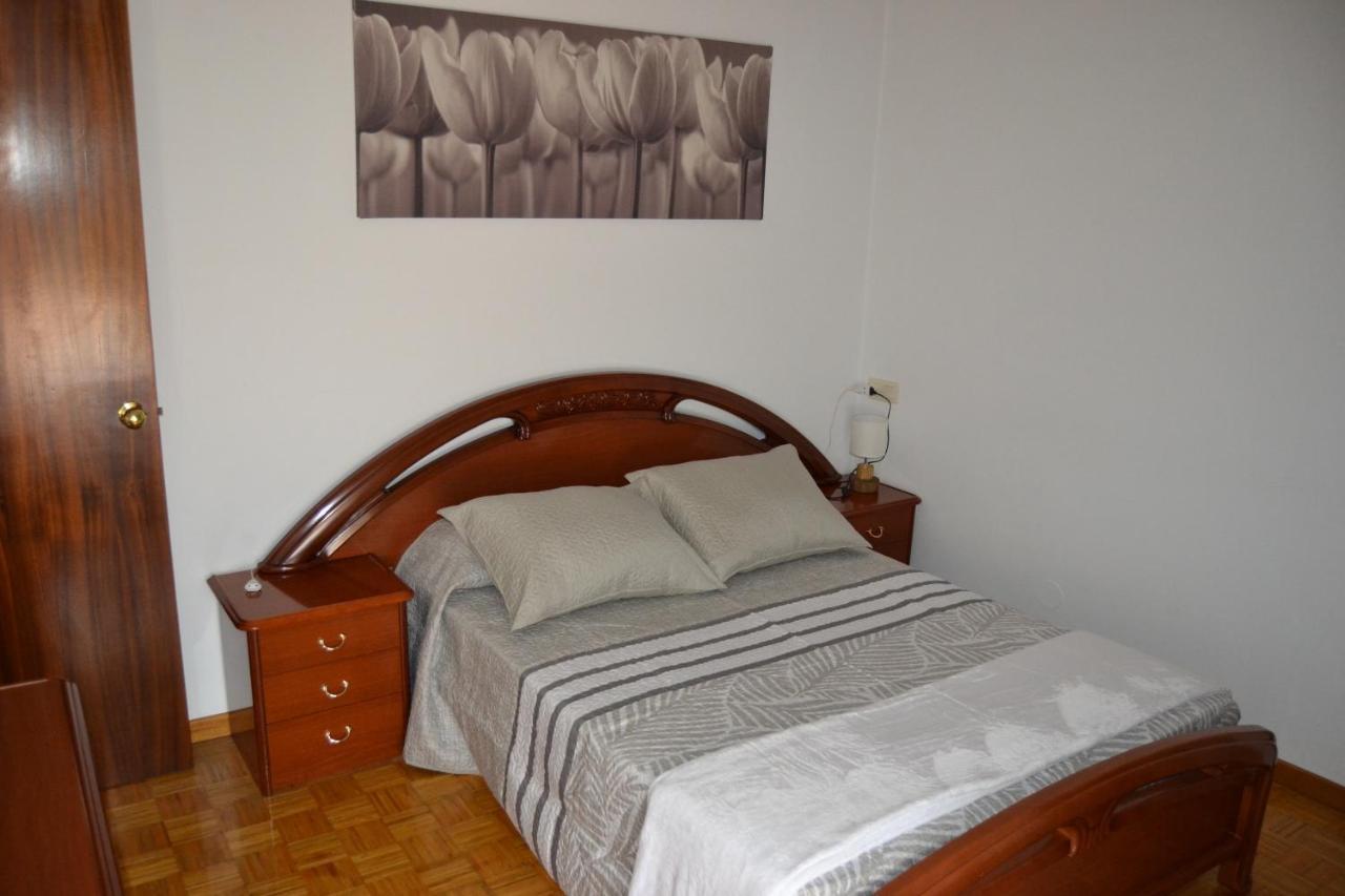 Inmoinsuas Train Station Apartment Sarria Exterior photo